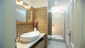 Rialto Luxury Apartment