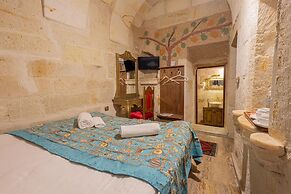 Royal Cave Hotel