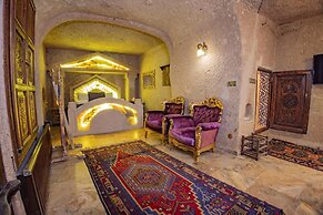 Royal Cave Hotel