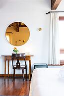 Prestigious Residence Brà with a turret overlooking Verona