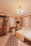 Pigeon Valley Stone House