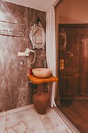 Pigeon Valley Stone House