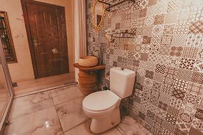 Pigeon Valley Stone House