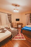 Pigeon Valley Stone House