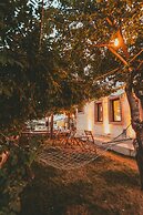 Pigeon Valley Stone House