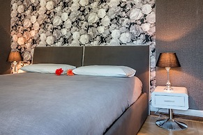 Grey Pearl in Prato della Valle