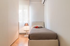 Grey Pearl in Prato della Valle