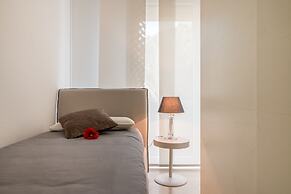 Grey Pearl in Prato della Valle