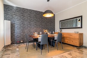 Grey Pearl in Prato della Valle