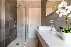 Grey Pearl in Prato della Valle