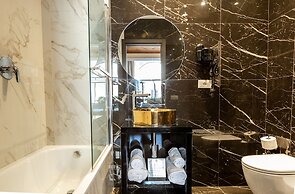 NEMAN Maison Experience I Pantheon