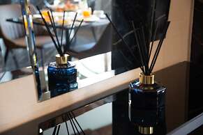 NEMAN Maison Experience I Pantheon