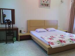 Cuc Phuong Bungalow