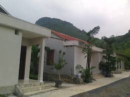 Cuc Phuong Bungalow