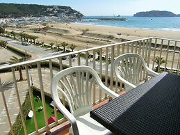 Apartamentos Rocamaura I