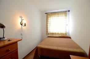 Apartamentos Rocamaura I