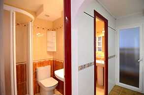 Apartamentos Rocamaura I