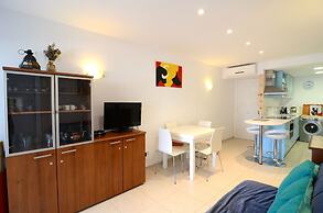 Apartamentos Rocamaura I