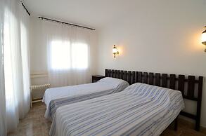 Apartamentos Rocamaura I