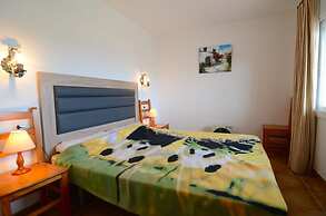 Apartamentos Rocamaura I