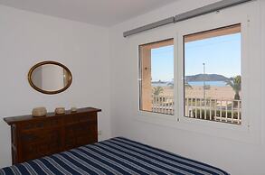 Apartamentos Rocamaura I