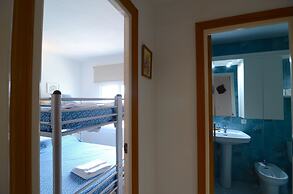 Apartamentos Rocamaura I