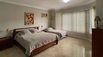 Cesar's House Guayaquil Home Rental