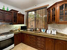 Cesar's House Guayaquil Home Rental