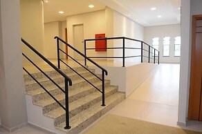 Excellence Plaza Hotel