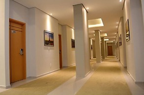Excellence Plaza Hotel