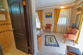 Otel Türk Evi