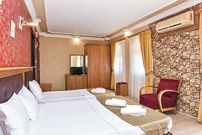 Otel Türk Evi