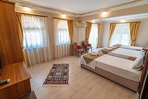 Otel Türk Evi