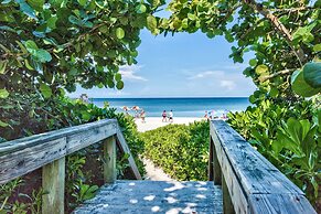 Sardinia Vacation Rental: Delightful Coastal Home near Vanderbilt Beac