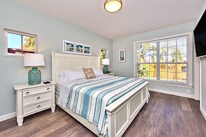 Sardinia Vacation Rental: Delightful Coastal Home near Vanderbilt Beac