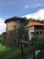 Green Bamboo Lodge