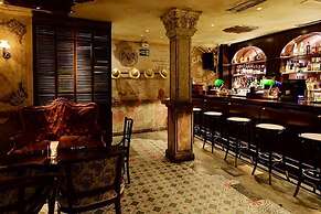 JJ Suites - Your Home on 11