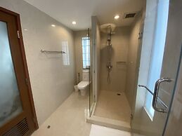 JJ Suites - Your Home on 11