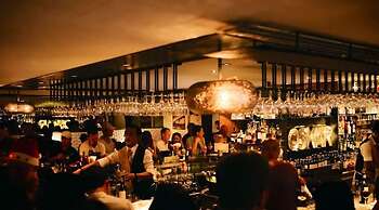 JJ Suites - Your Home on 11