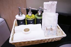 JJ Suites - Your Home on 11