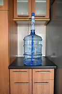 JJ Suites - Your Home on 11