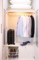 JJ Suites - Your Home on 11