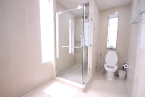 JJ Suites - Your Home on 11