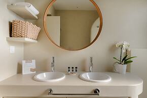 Casa Di Fiori Andros Suites