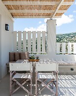 Casa Di Fiori Andros Suites