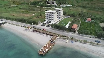 Pastarella Beachfront Resort