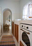 Rose Traditional House