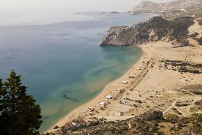 Rose Traditional House