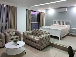 Dali Suites - Adults Only