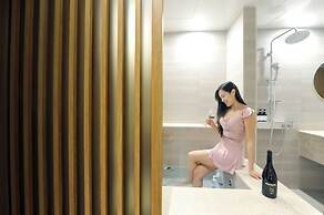 Brown-Dot Hotel Gwangyang Deokrye